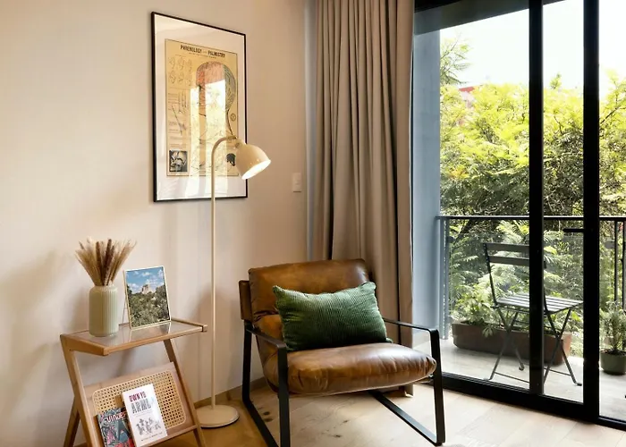 Bright Loft W/balcony & Workspace | Roma Norte Mexico City